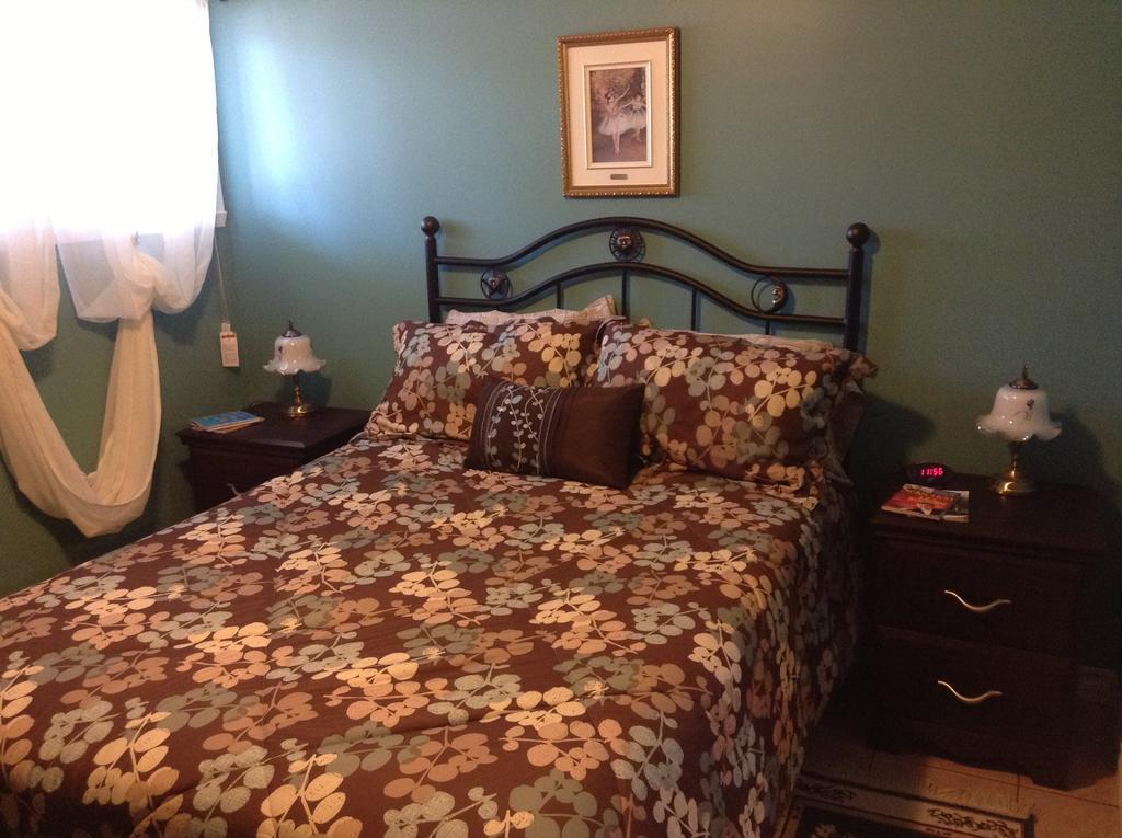 Douces Evasions Bed and Breakfast Saint-Anselme Εξωτερικό φωτογραφία