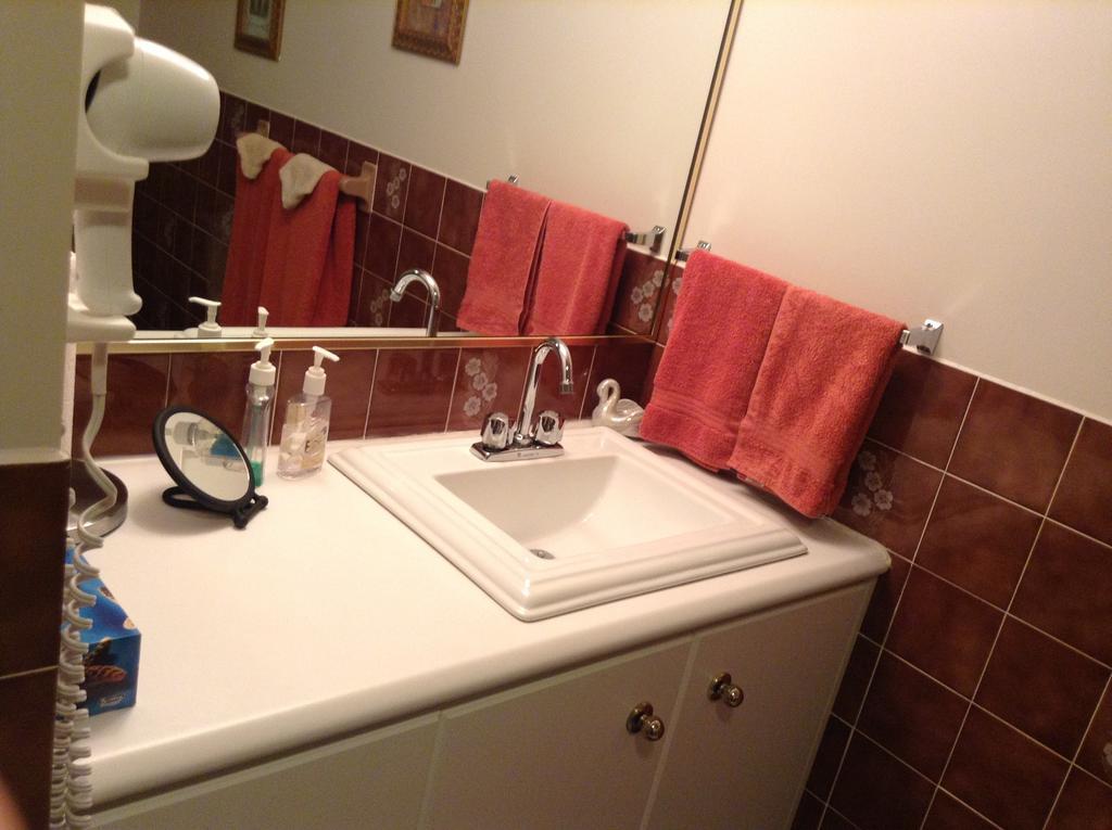 Douces Evasions Bed and Breakfast Saint-Anselme Εξωτερικό φωτογραφία