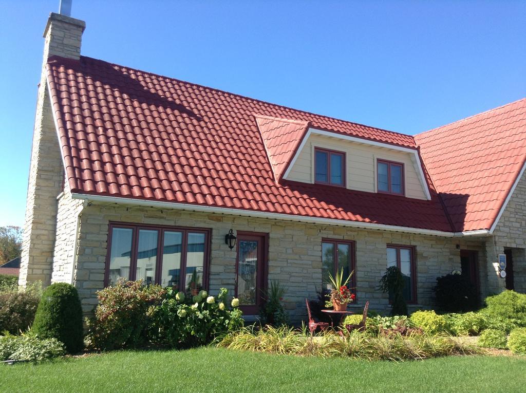 Douces Evasions Bed and Breakfast Saint-Anselme Εξωτερικό φωτογραφία
